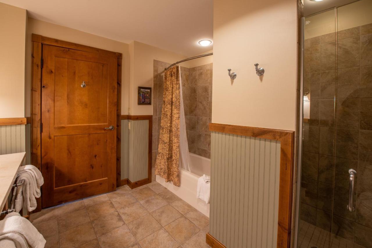 Two Bedroom Condo With Balcony Over Mountaineer Square - Just Steps From The Slopes! Condo Крестед-Бьютт Экстерьер фото